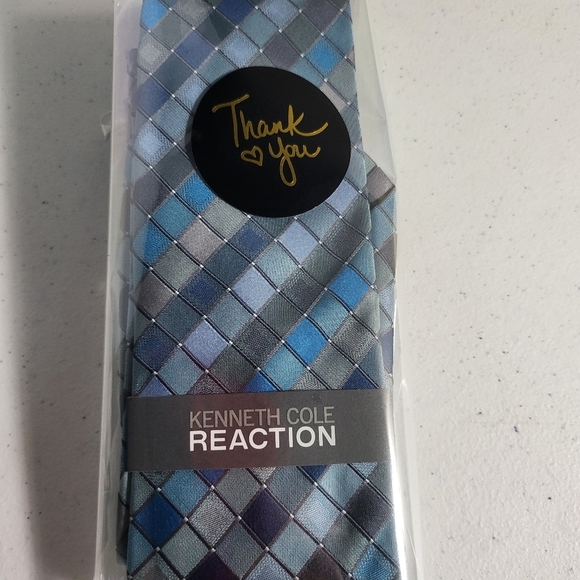 Kenneth Cole Reaction Blue Checkered Tie - Picture 6 of 6